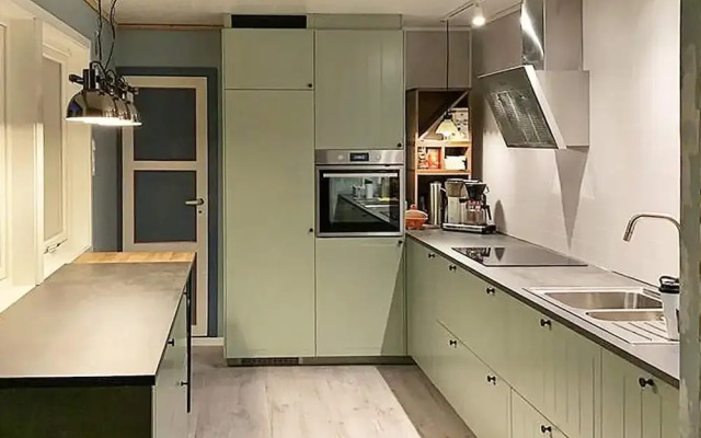 12 Person Holiday Home in Kvenvaer