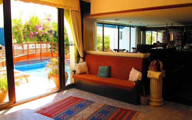 Club Pirinc Hotel