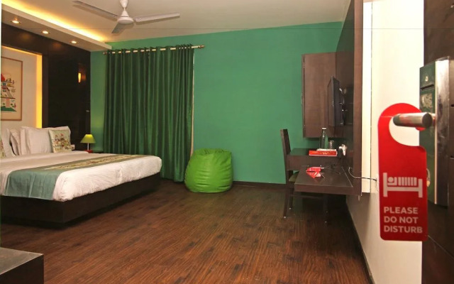 OYO Flagship 504 Greater Kailash