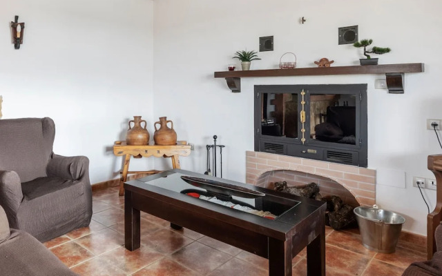 Quaint Holiday Home in Sevilla With Swimming Pool