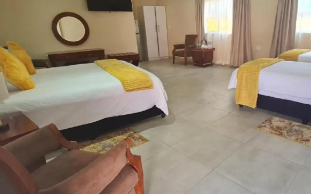 Benoni N12 Hotel