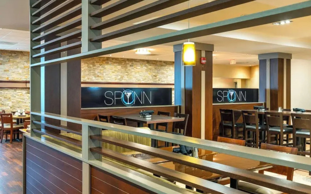 Holiday Inn Hotel & Conference Centre