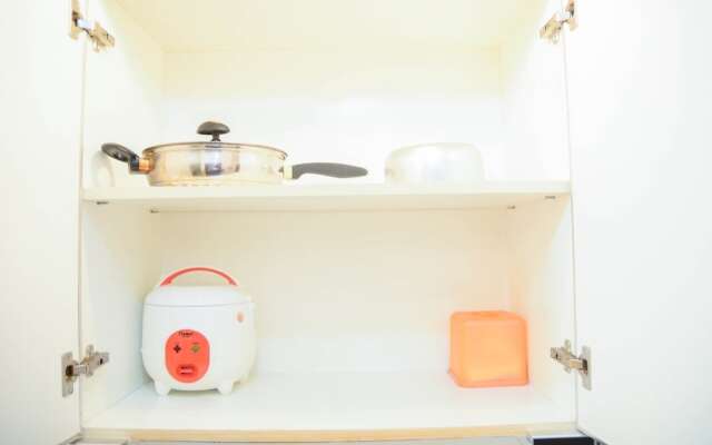 Simply Studio Maple Park Apartment with City View