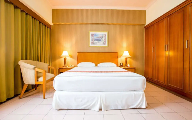 Asuka Hotel MM2100 Industrial Town