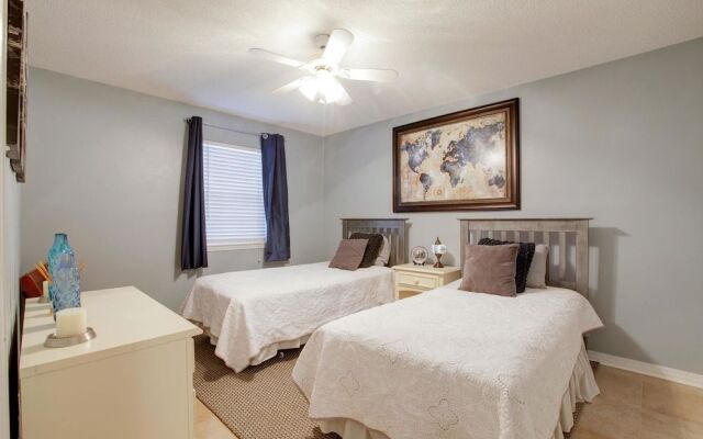 Destin Sands Condos by Panhandle Getaways