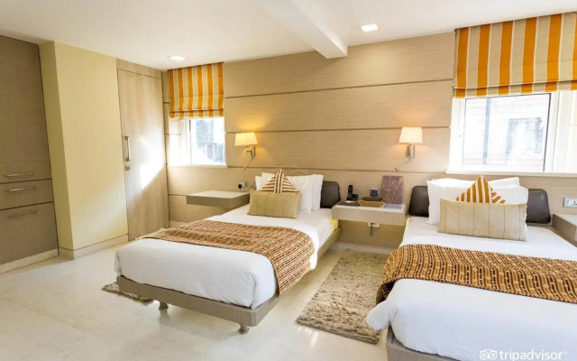 Residency Hotel Fort