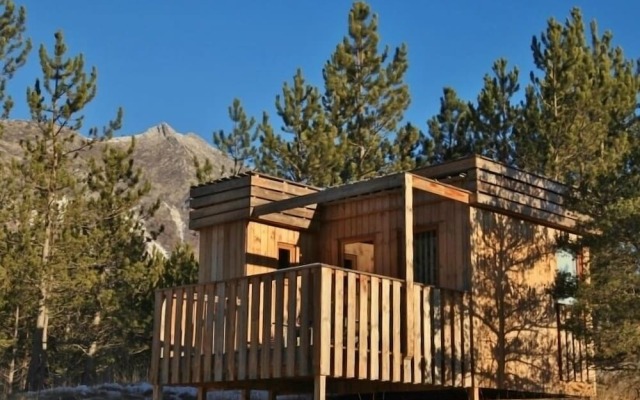 Terre des Baronnies. Cabanes