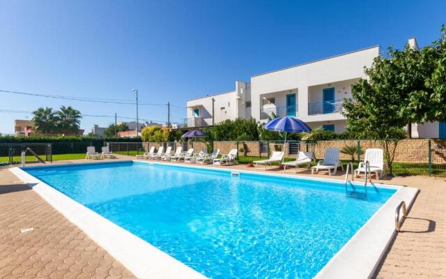 Luxury Holiday Home With Swimming Pool in Torre Lapillo