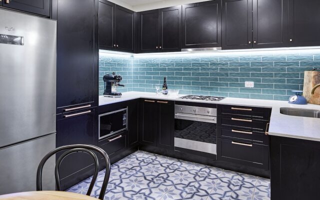 Stylish 1 Bedroom Apt 5 Minutes To Melbourne CBD