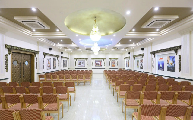 OYO 14820 Cinema Scope