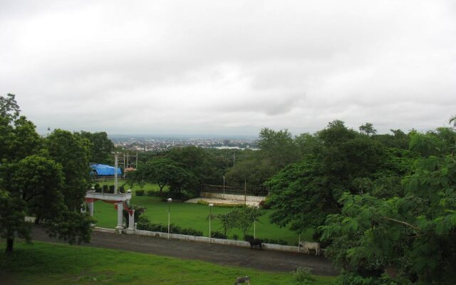 Vinayak Villa, Luxury Service Apartments