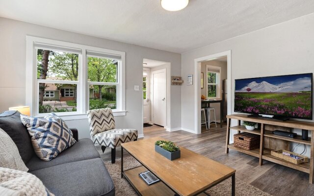 Charming Old Town Bungalow w/ FREE Cruiser Bikes