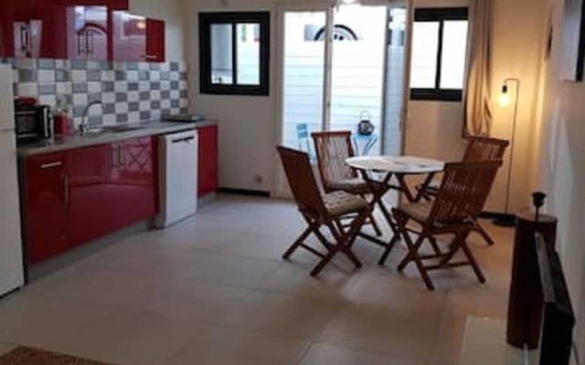 Property with One Bedroom in Entre-Deux, with Furnished Terrace - 15 Km From the Beach