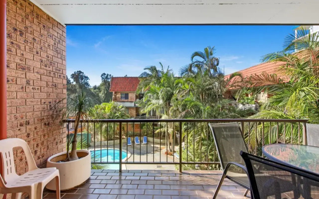 Hawaiian Gardens - Unit 6