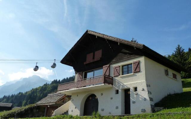 Chalet La Clusaz, 5 pièces, 8 personnes - FR-1-304-108