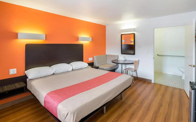 Econo Lodge Ft. Bliss