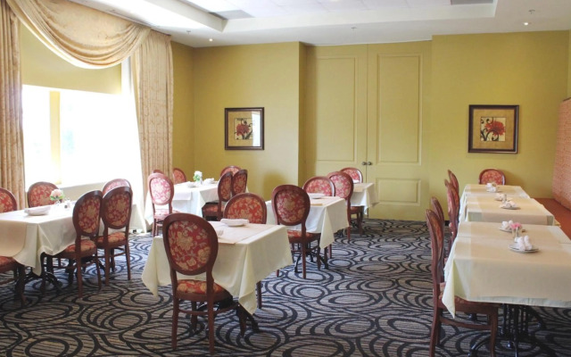 Monte Carlo Inn & Suites Downtown Markham