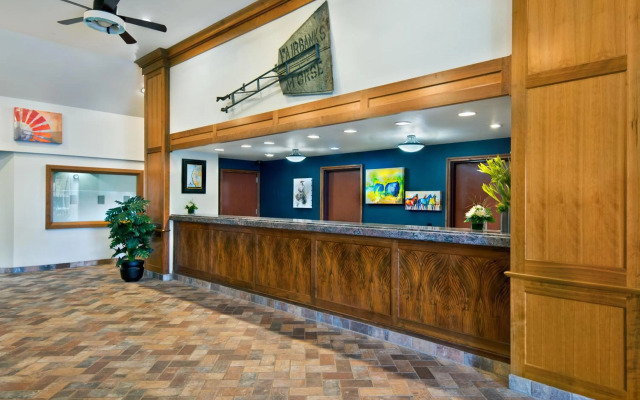 Oxford Suites Hermiston