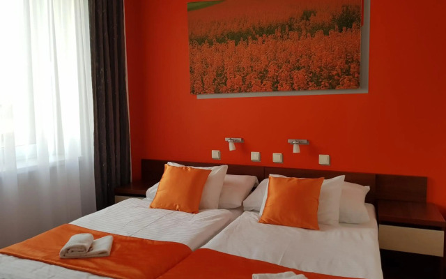 Hotel Color
