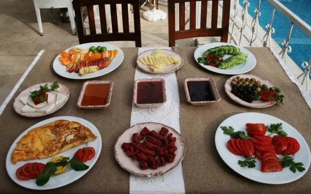 Urcu Hotel