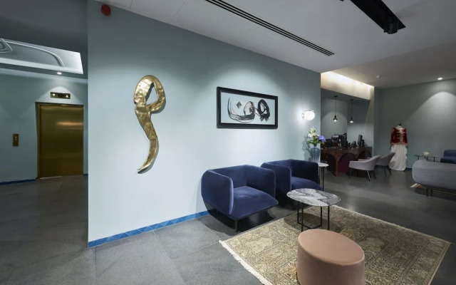 M Suite Hotel
