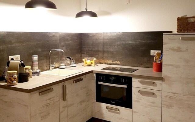 Apartment With one Bedroom in Paris, With Wifi
