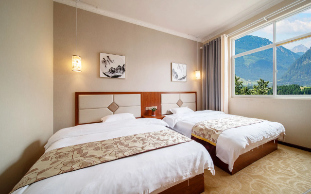 Puhua Hotel