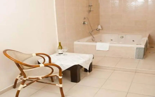 AirTLV - Arlozorov Apartment's