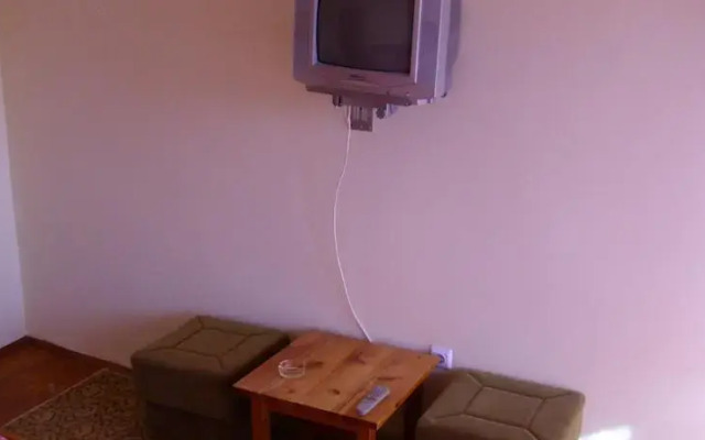 Dimovi Guest House