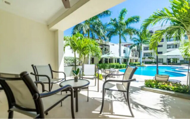 One Bedroom Ground Floor With a Pool View