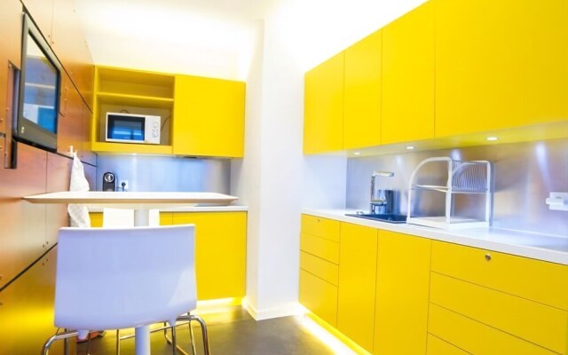 Albigny - T2 -luxe Contemporain - vue lac