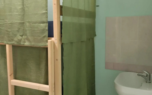 Hostel Malachite