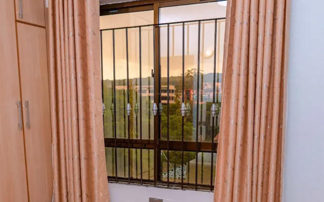 Havan Shawmut Suites