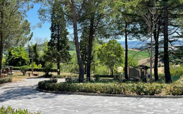 Cosy apartment in Pesaro with shared pool