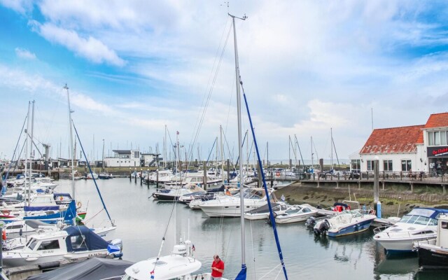 Awesome Apartment in Yerseke With 2 Bedrooms, Sauna and Wifi