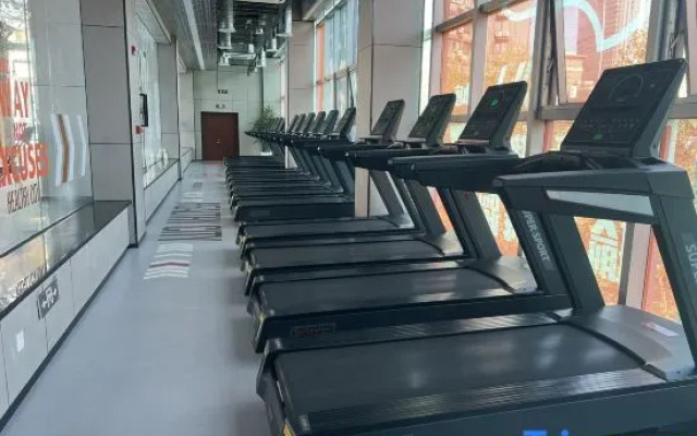 Lechao Hotel (Shanghai People's Square Changzheng Hospital)