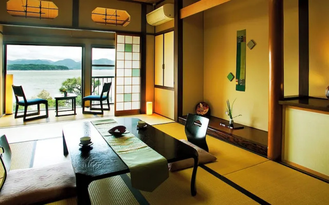 Yukei no Yado Umi no Yurikago Hagikomachi