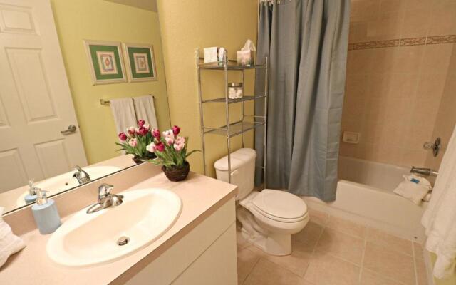 Ocean Village Club L33