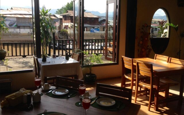 Thanakha Inle Hotel