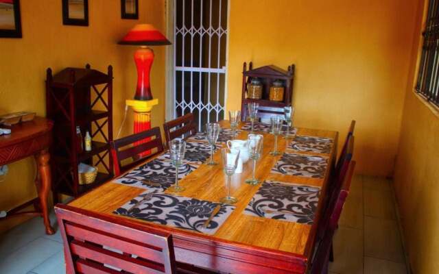 Legae Larona Guest House