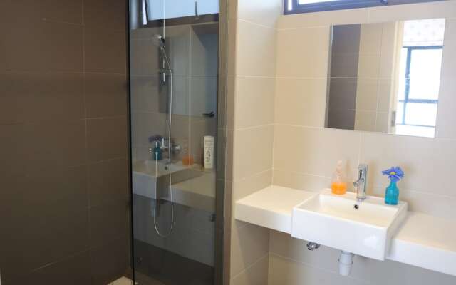 Pine Cone @ Vivo Mid Valley