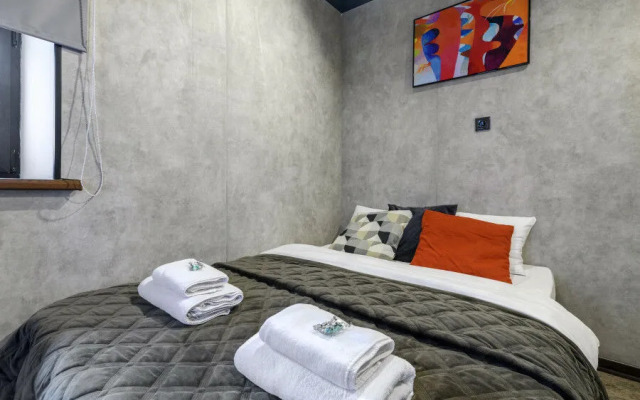 Питер Пэлас на Лиговском пр-те, д. 141