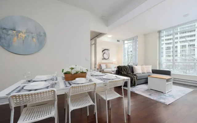 Fort York Suites