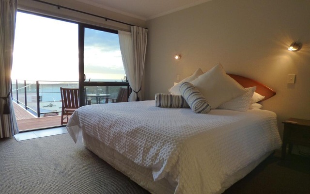 Sunset View Lodge – Guest Rooms – Dargaville