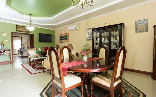 New Kingston Guest Apartment at Inglaterra I