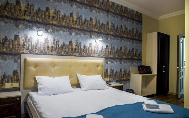 Mini Hotel Barvy Lvova on Hnatyuka St.