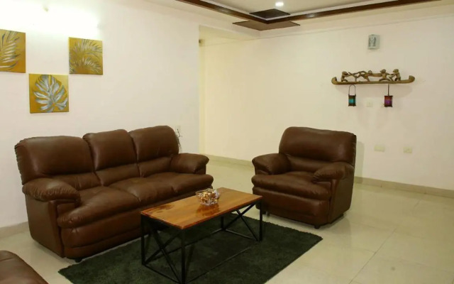 OYO 12459 SilverKey Gachibowli