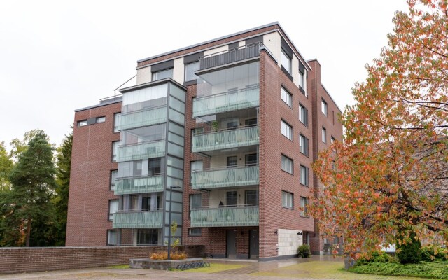 1br apartment with sauna in Pitäjänmäki