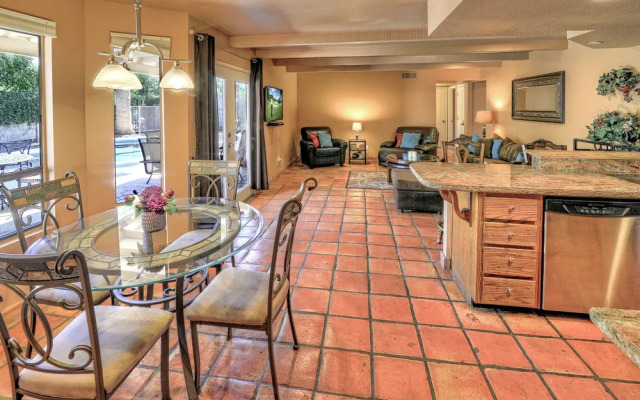 Redfield - 4 Bedroom Home - Scottsdale