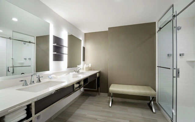 Hilton Garden Inn Roslyn